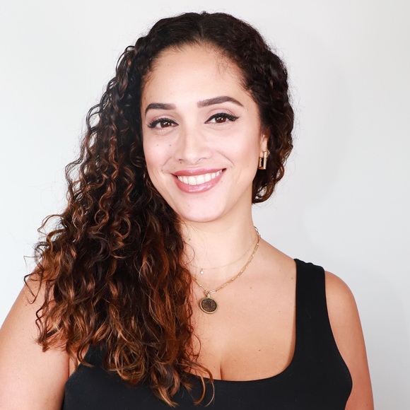 Meet your Posher, Tatiana - Picture 1 of 1